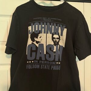 johnny cash black graphic tee
